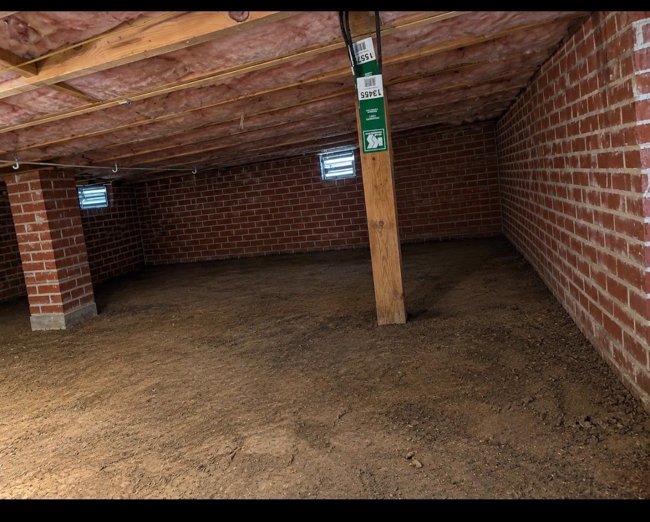 Crawl Space Cleanout in Conover, NC